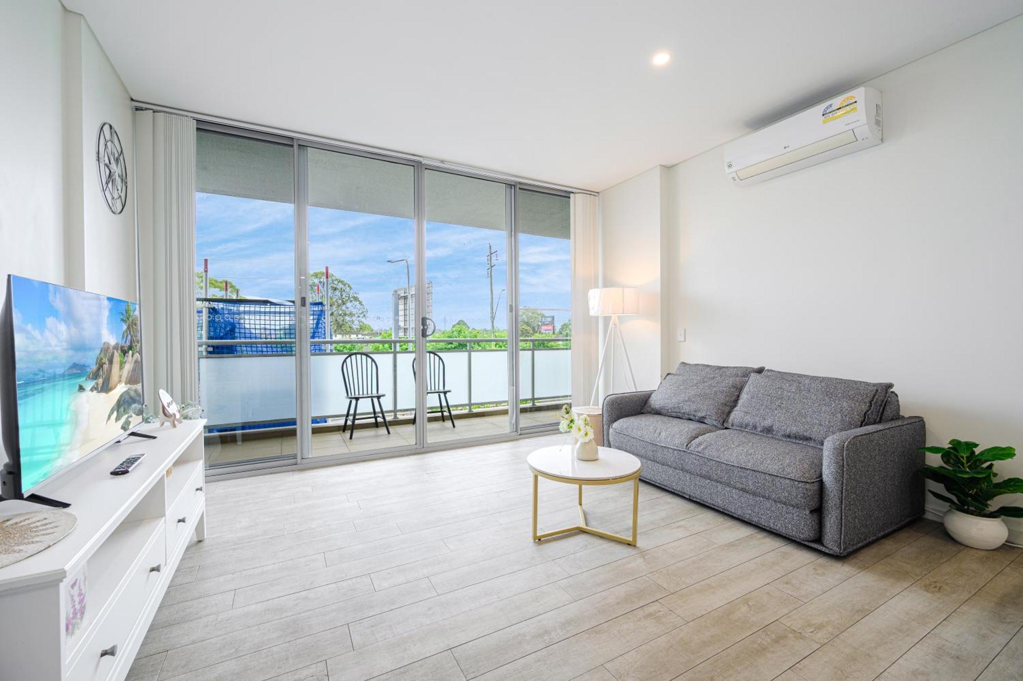 Liverpool Adorable 2Br Apt With Free Parking Уорик-Фарм Экстерьер фото