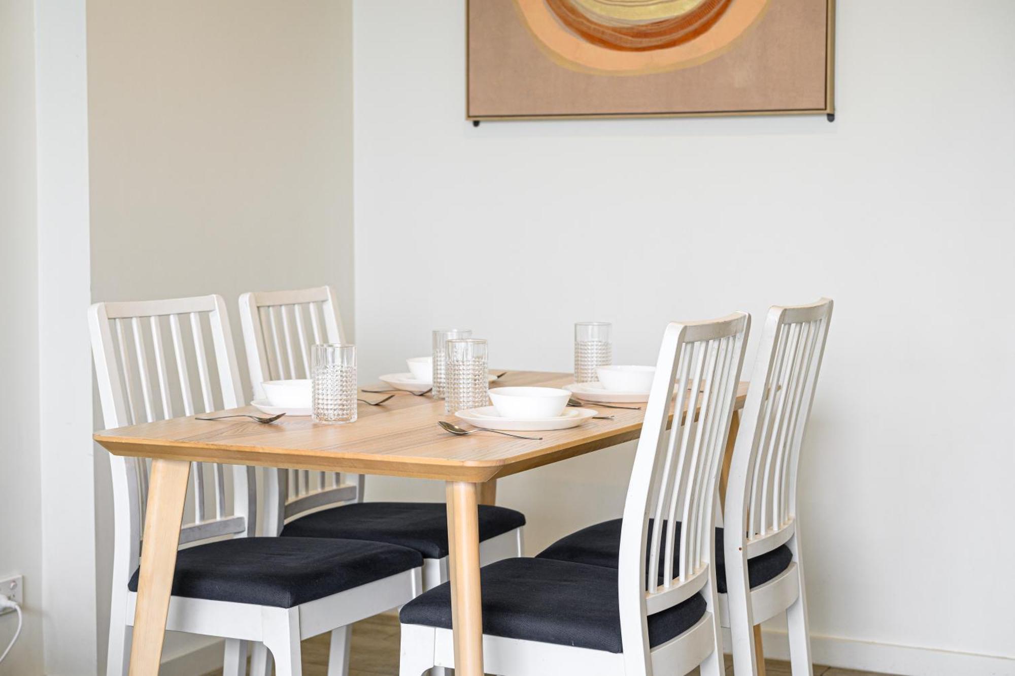 Liverpool Adorable 2Br Apt With Free Parking Уорик-Фарм Экстерьер фото
