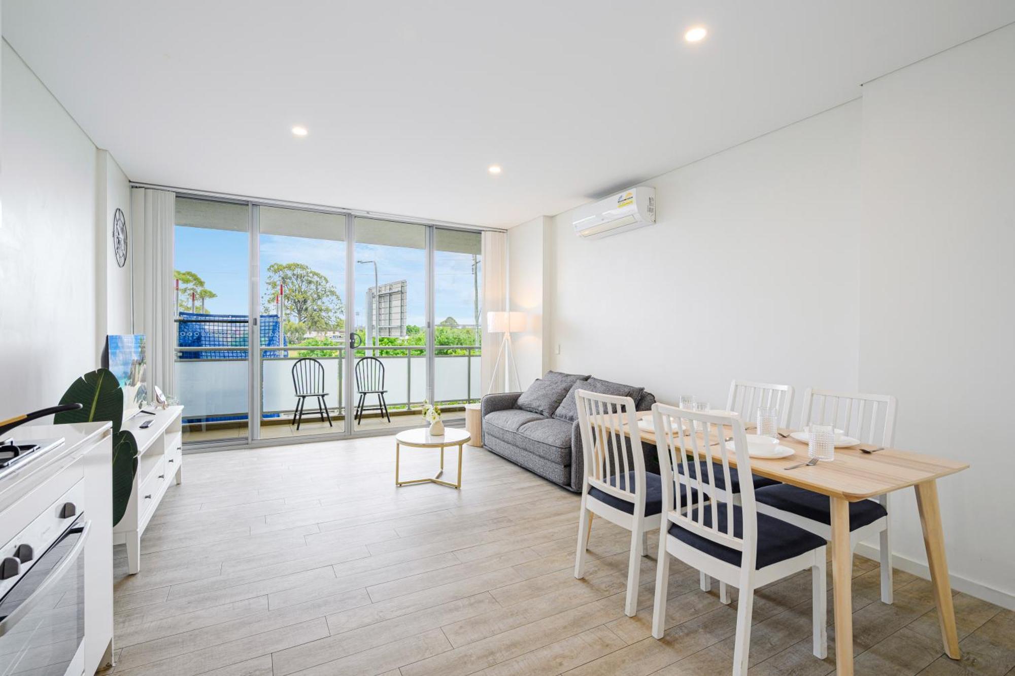 Liverpool Adorable 2Br Apt With Free Parking Уорик-Фарм Экстерьер фото