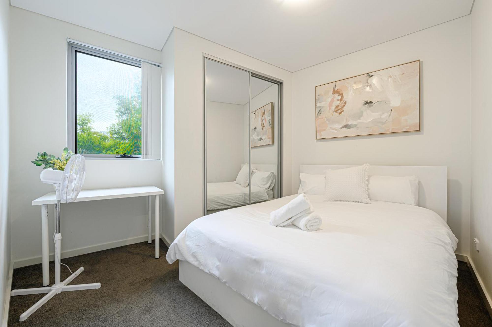 Liverpool Adorable 2Br Apt With Free Parking Уорик-Фарм Экстерьер фото